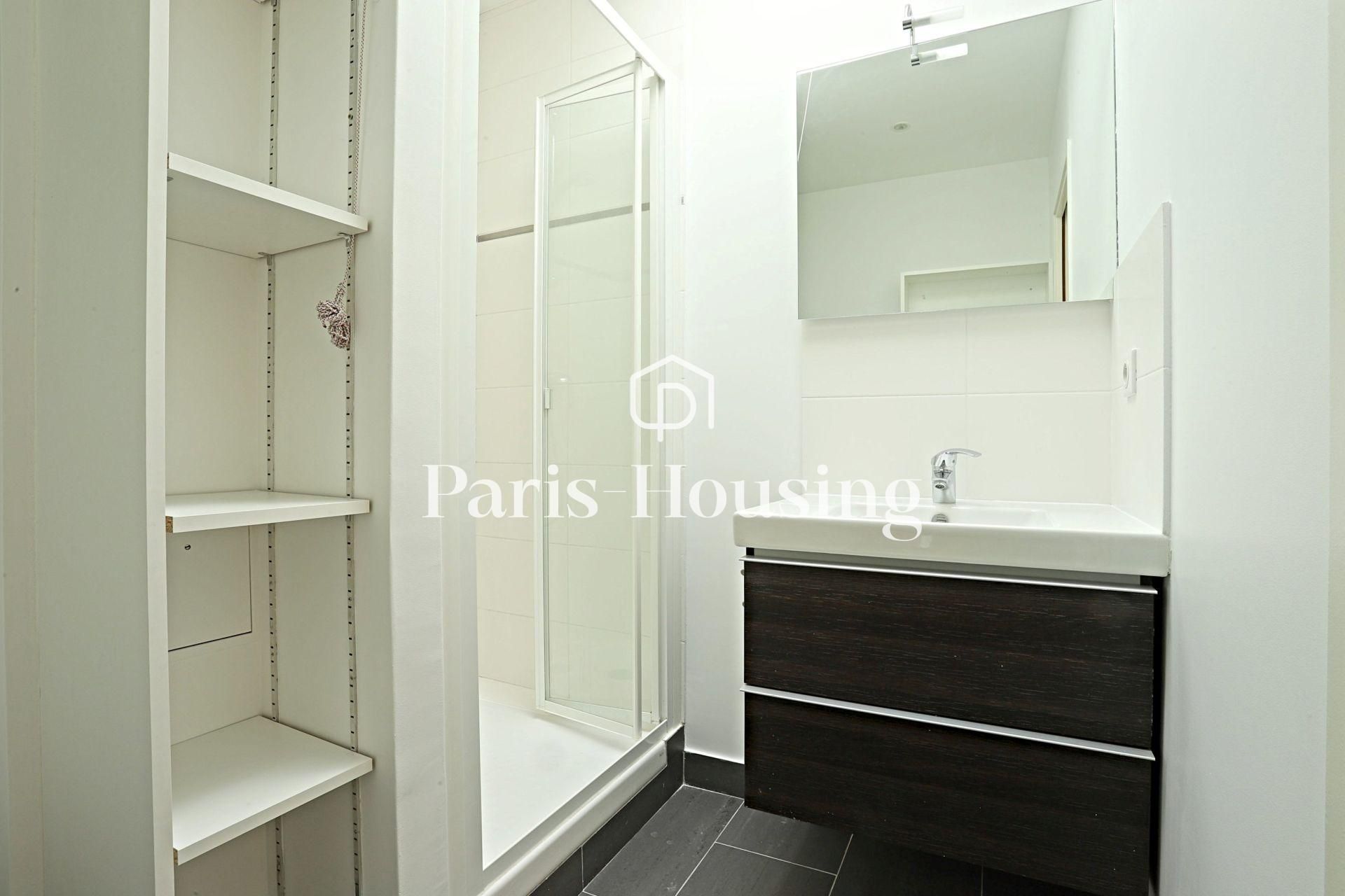 Location studio meublé, Paris 15ème, 1 pièce, 20.24m2 - Ref: 260559 - Paris-housing - Image 9