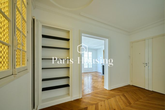 Type: Apartment for rent status: unfurnished, Paris 17ème, 2 bedrooms, 97.4 m² living area