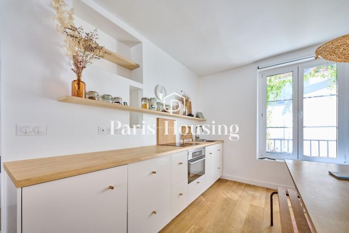 Type: Apartment for rent status: furnished, Paris 11ème, 2 bedrooms, 71.18 m² living area