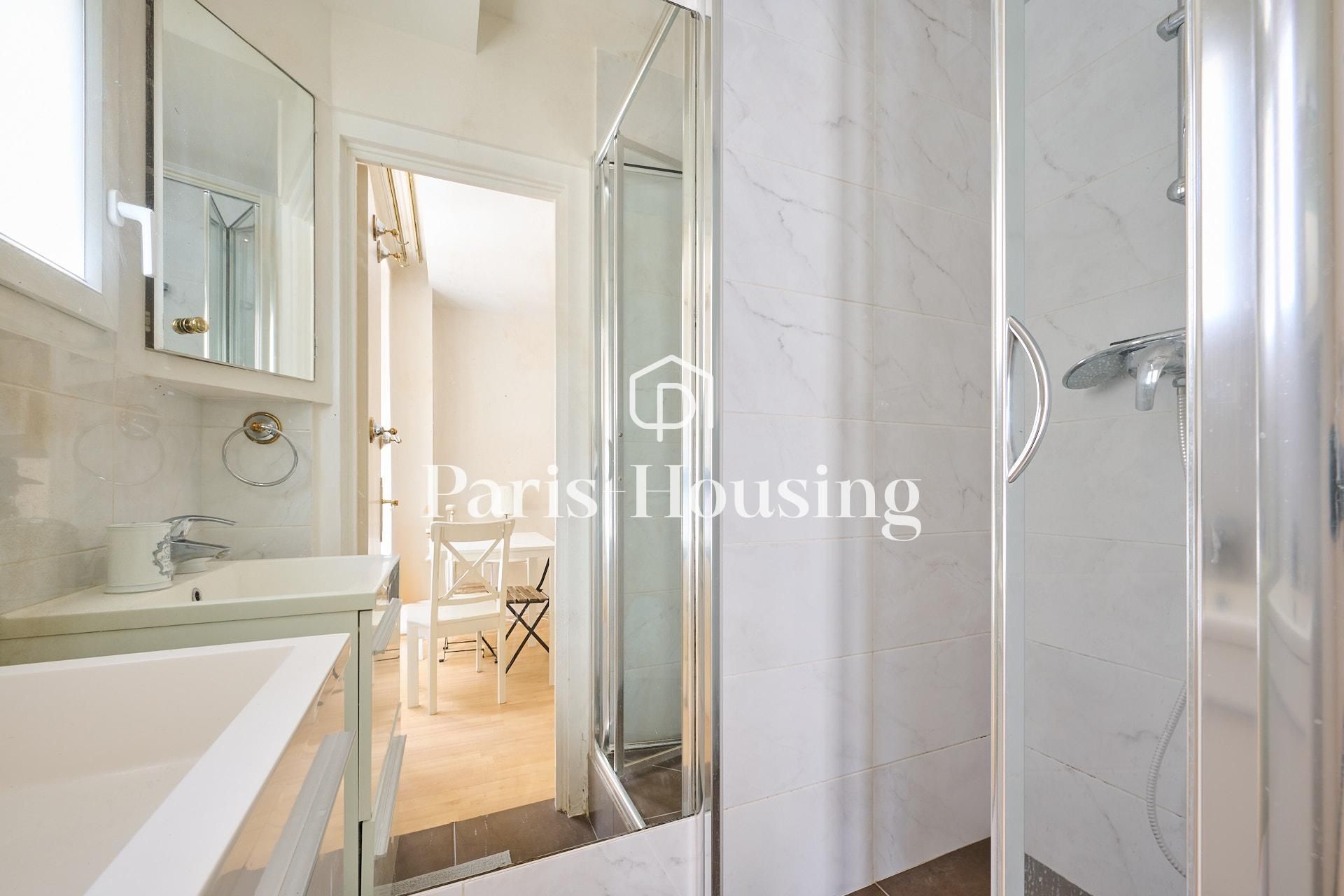 Location studio meublé, Paris 7ème, 1 pièce, 15.84m2 - Ref: 260565 - Paris-housing - Image 5