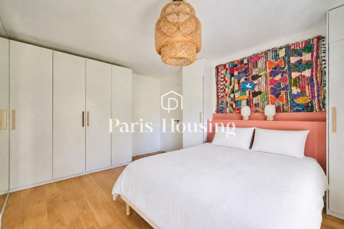 Type: Apartment for rent status: furnished, Garches, 3 bedrooms, 122.8 m² living area