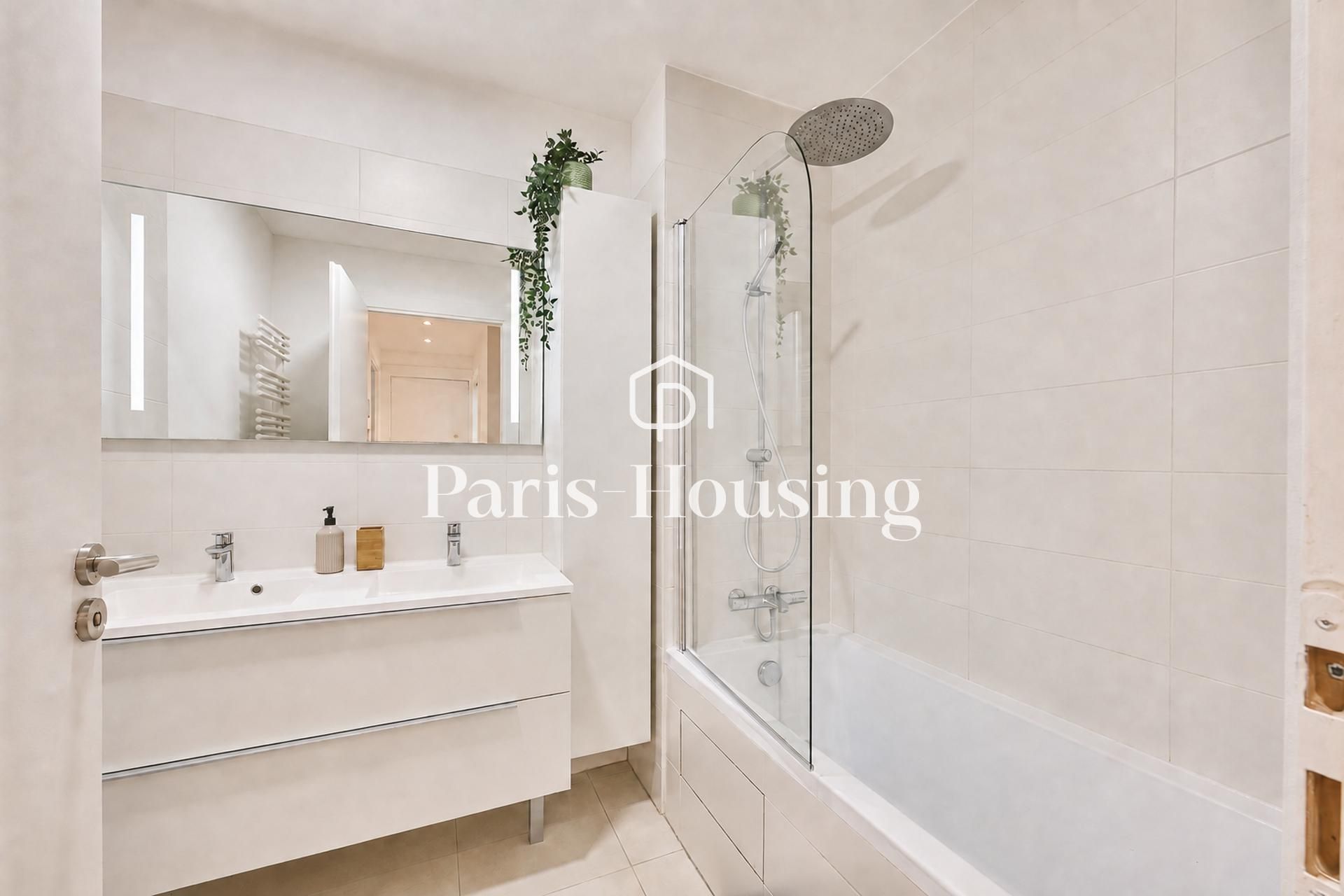 Location appartement meublé, Garches, 5 pièces, 122.8m2 - Ref: 260567 - Paris-housing - Image 12