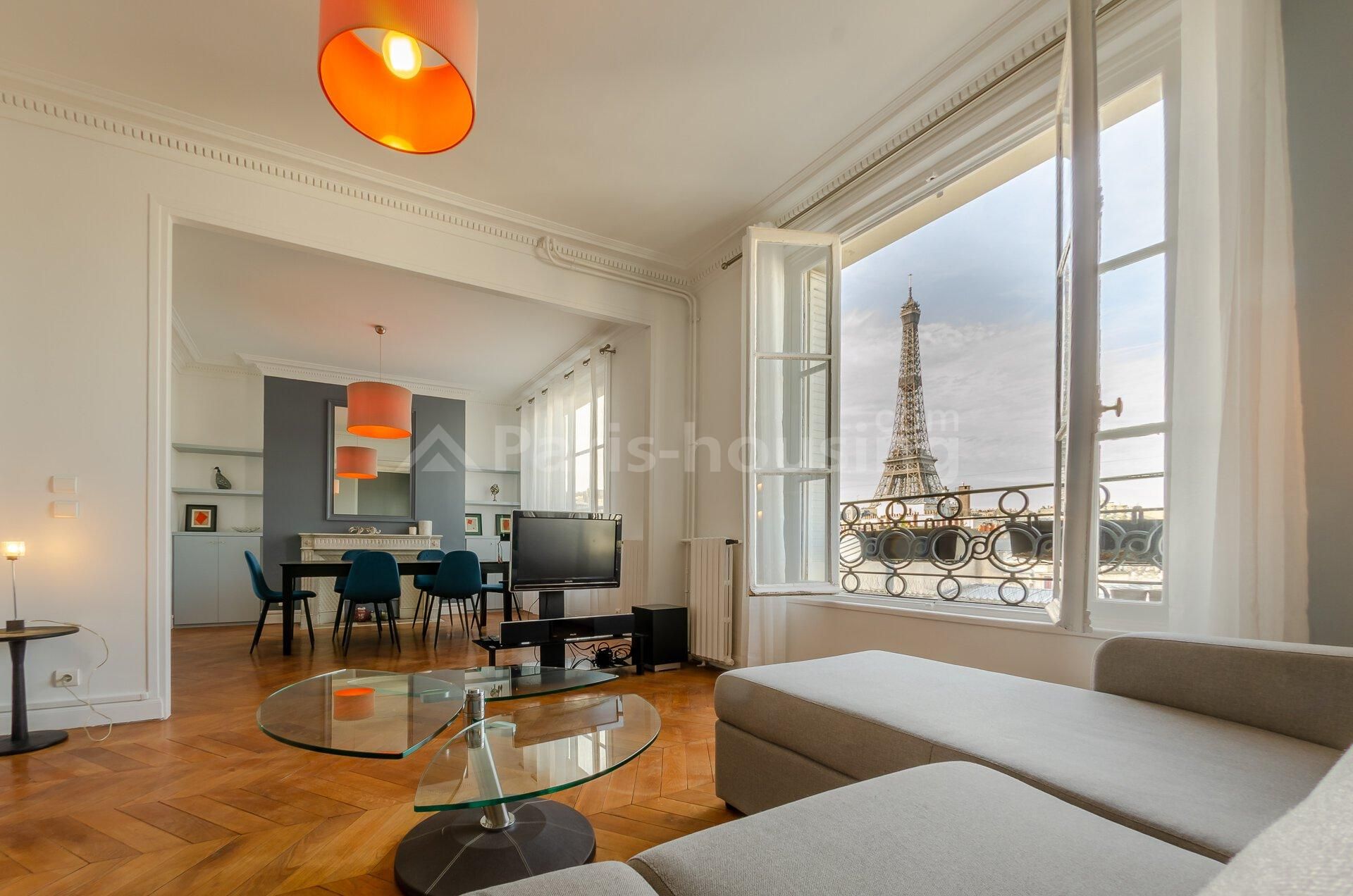 Apartment to rent in Paris 75007 2 beds €4,000 per month Ref 140599